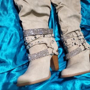 Womens boots
